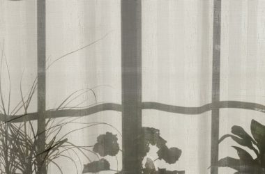 gray and white floral curtain