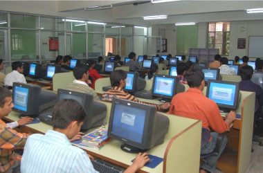 CRT computer monitor