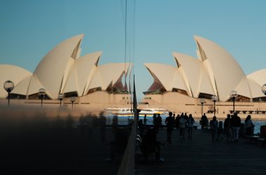 A blurry photo of the sydney opera house