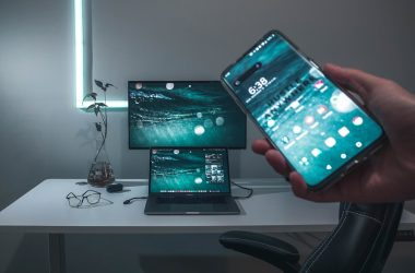 black Android smartphone
